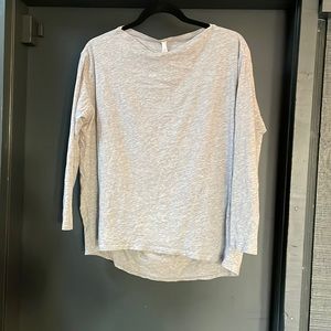 Lululemon long sleeve tee 6